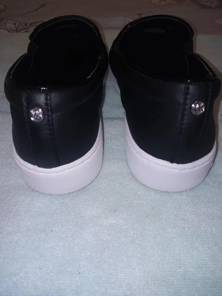 Michael Kors Womens Shoes - Size 11M image indicator(3)