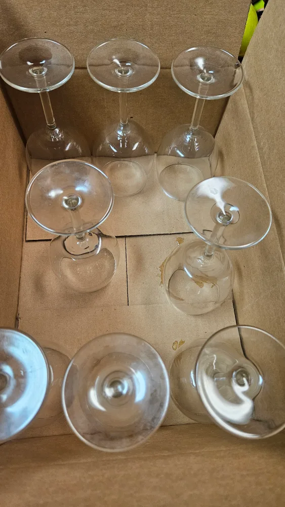 wine glasses 🍷 image indicator(2)