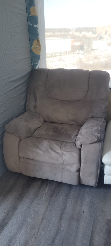 Recliner Chair