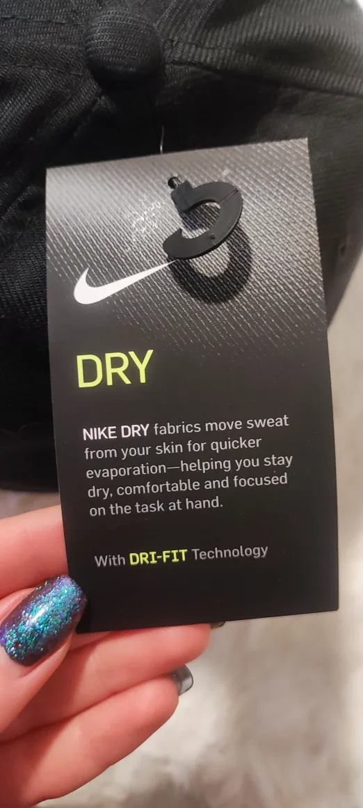 Nike Men's  Black Hockey Hat image indicator(3)