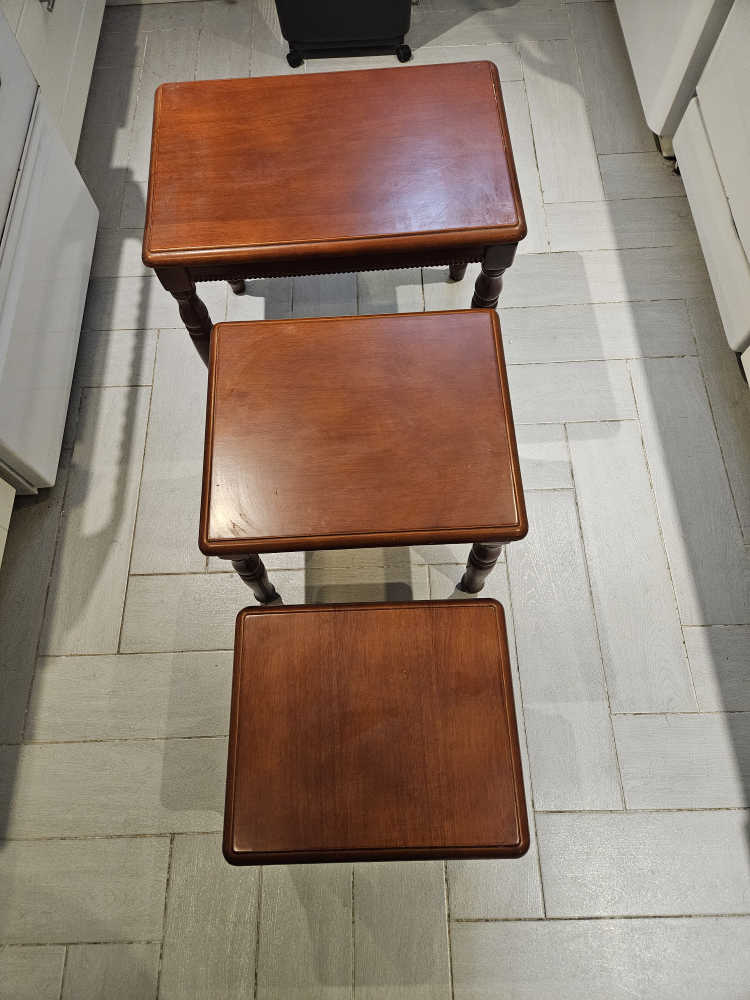 Set of 3 Nesting Tables - photo 3