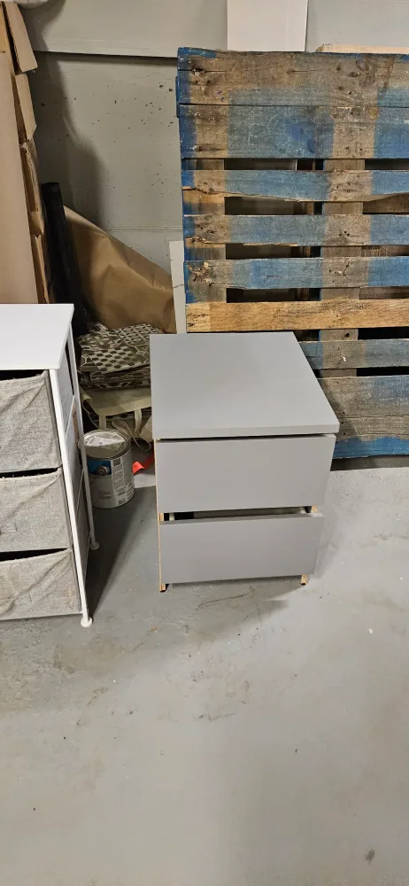 Set of 2 Nightstands image indicator(3)