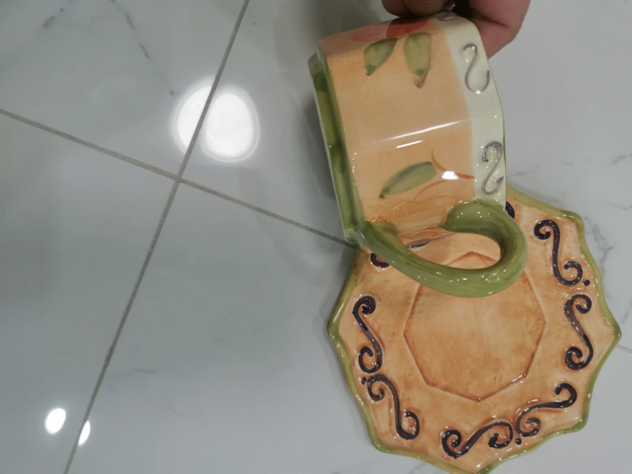 Vintage Tea Cup and Saucer - photo 3
