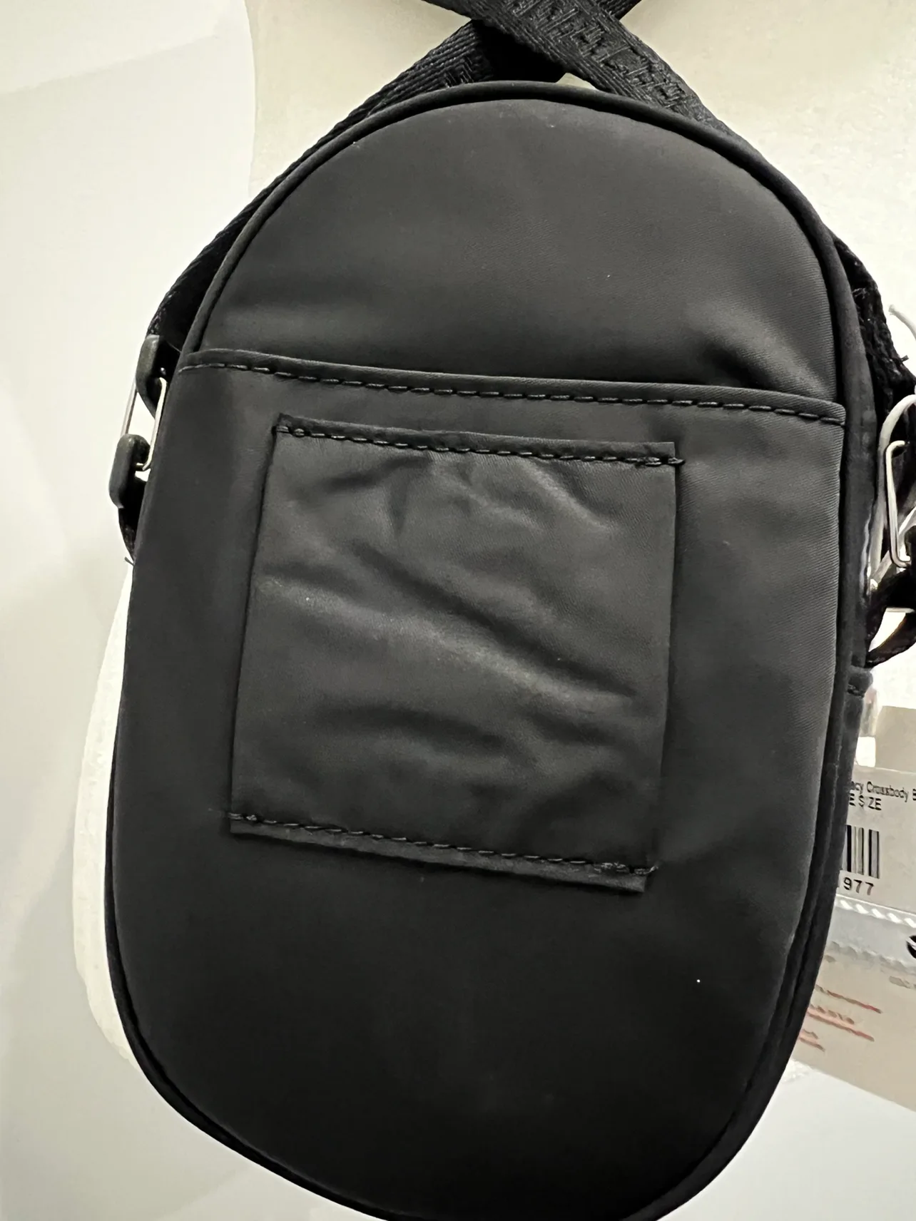 LULULEMON TEAM CANADA CROSSBODY BAG-NEW image indicator(3)