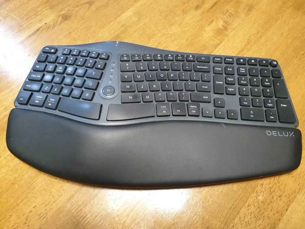 DELUX Ergonomic Wireless Keyboard image indicator(2)
