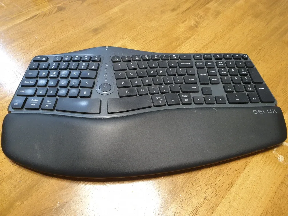 DELUX Ergonomic Wireless Keyboard image indicator(4)