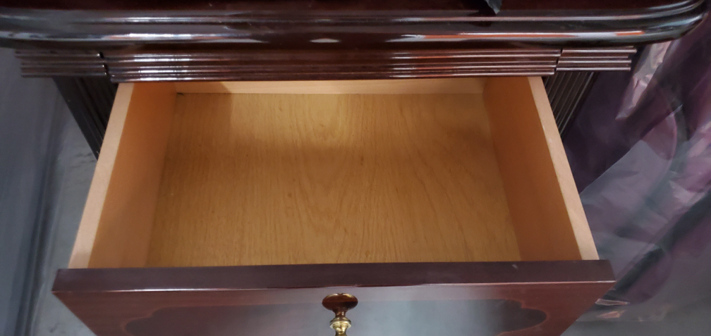 Nightstand (3 Drawers) - photo 5