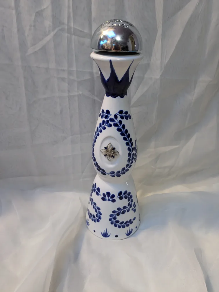 Clase Azul bottle thumbnail