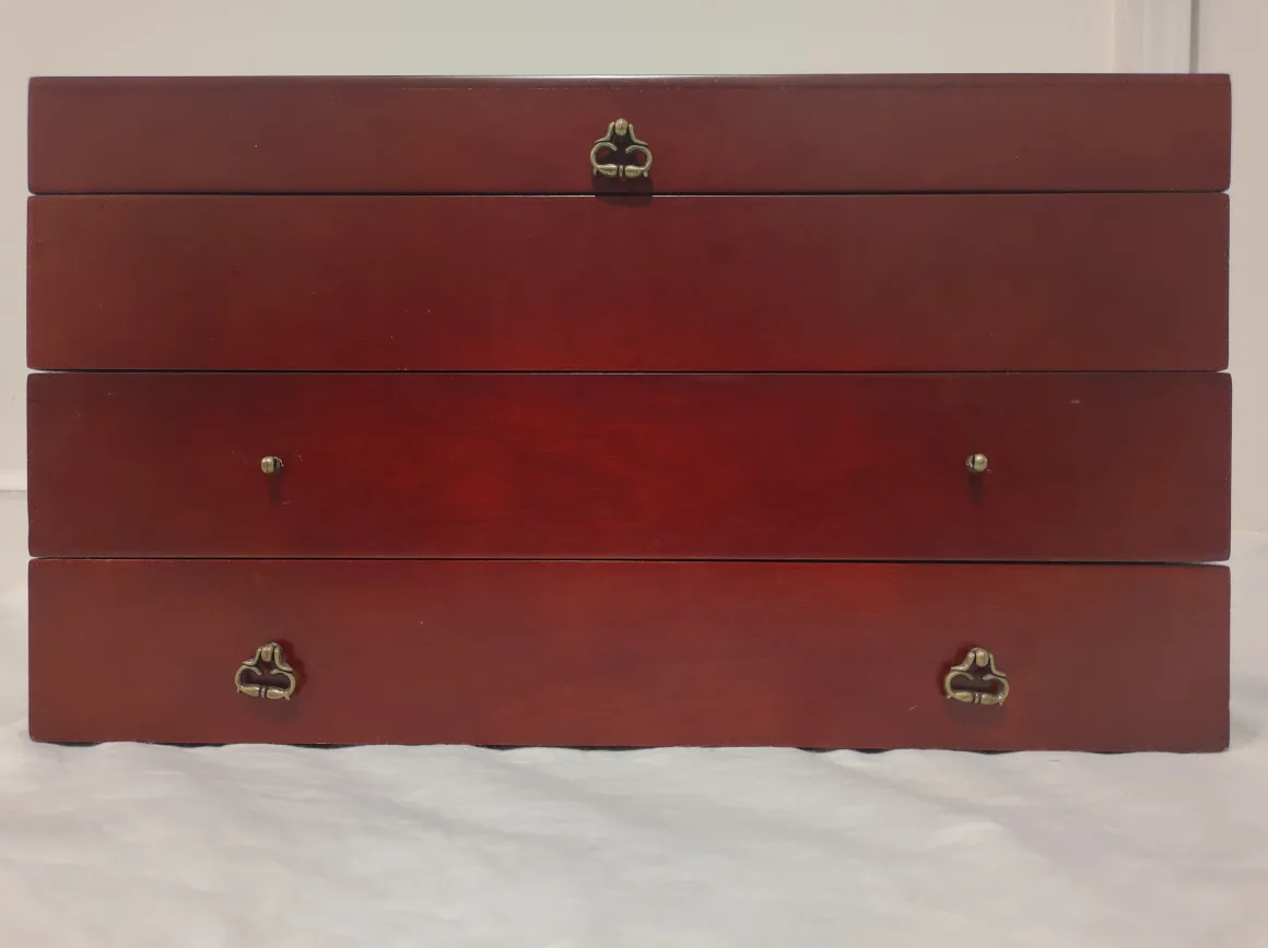 Wooden Silverware Storage image indicator(2)