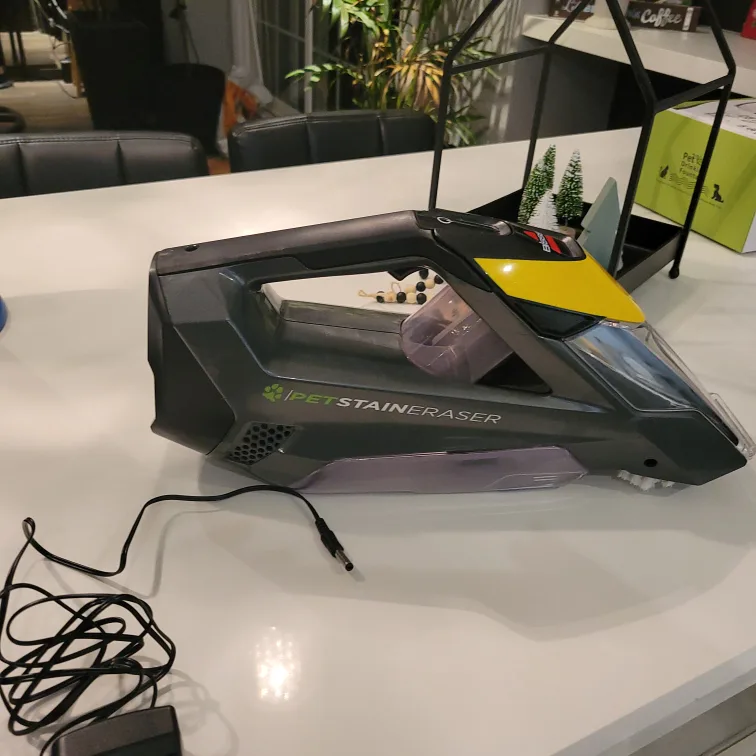 Bissell Pet Stain Eraser Cordless Portable Carpet Cleaner image indicator(4)