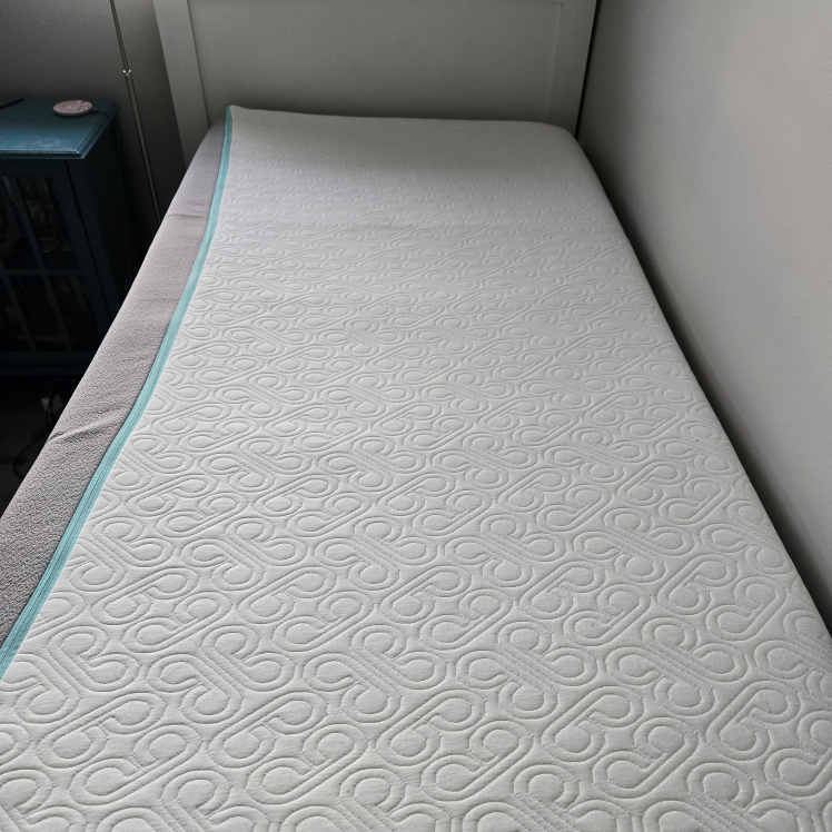 Twin Bloom Cloud Memory Foam Mattress