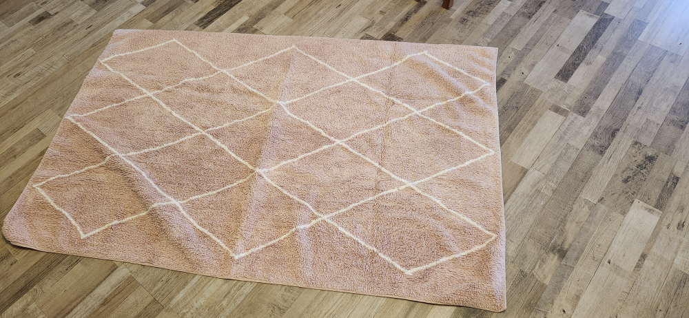 Pink and White Area Rug Bouclair - photo 2