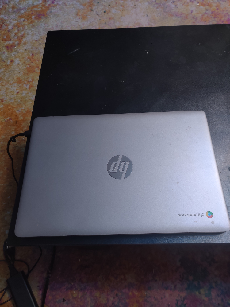 HP Chromebook - photo 2