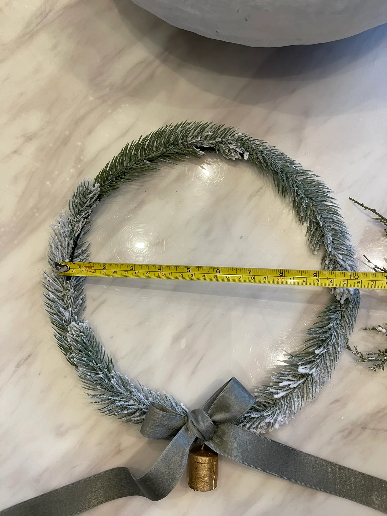 Christmas Wreaths #ThriftyPicks image indicator(3)