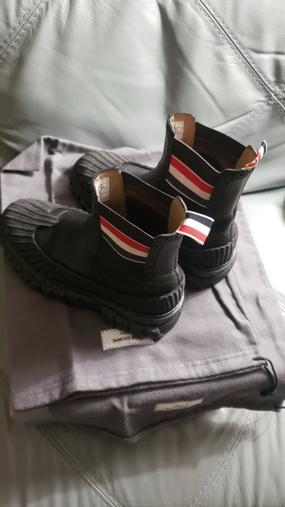 Thom Browne Chelsea Boots - photo 4