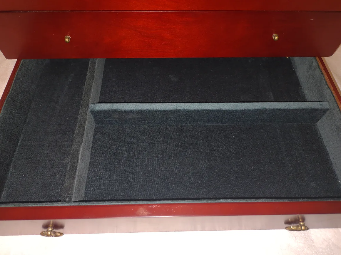 Wooden Silverware Storage image indicator(5)