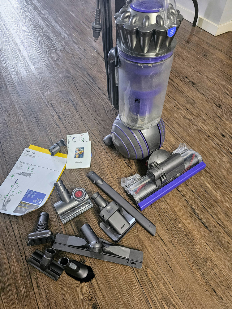 Dyson Ball Animal 2 Vacuum Cleaner - photo 2