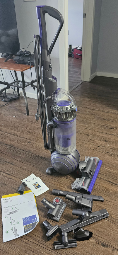 Dyson Ball Animal 2 Vacuum Cleaner - photo 4