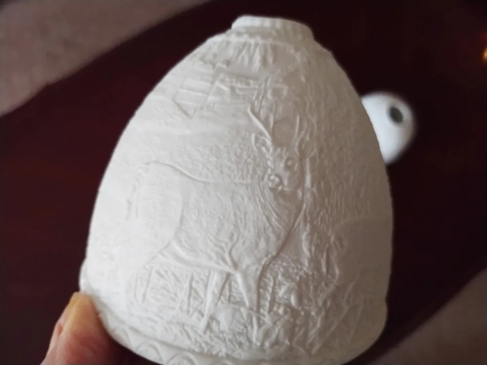 Set of 3 White Porcelain Candle Holders image indicator(3)