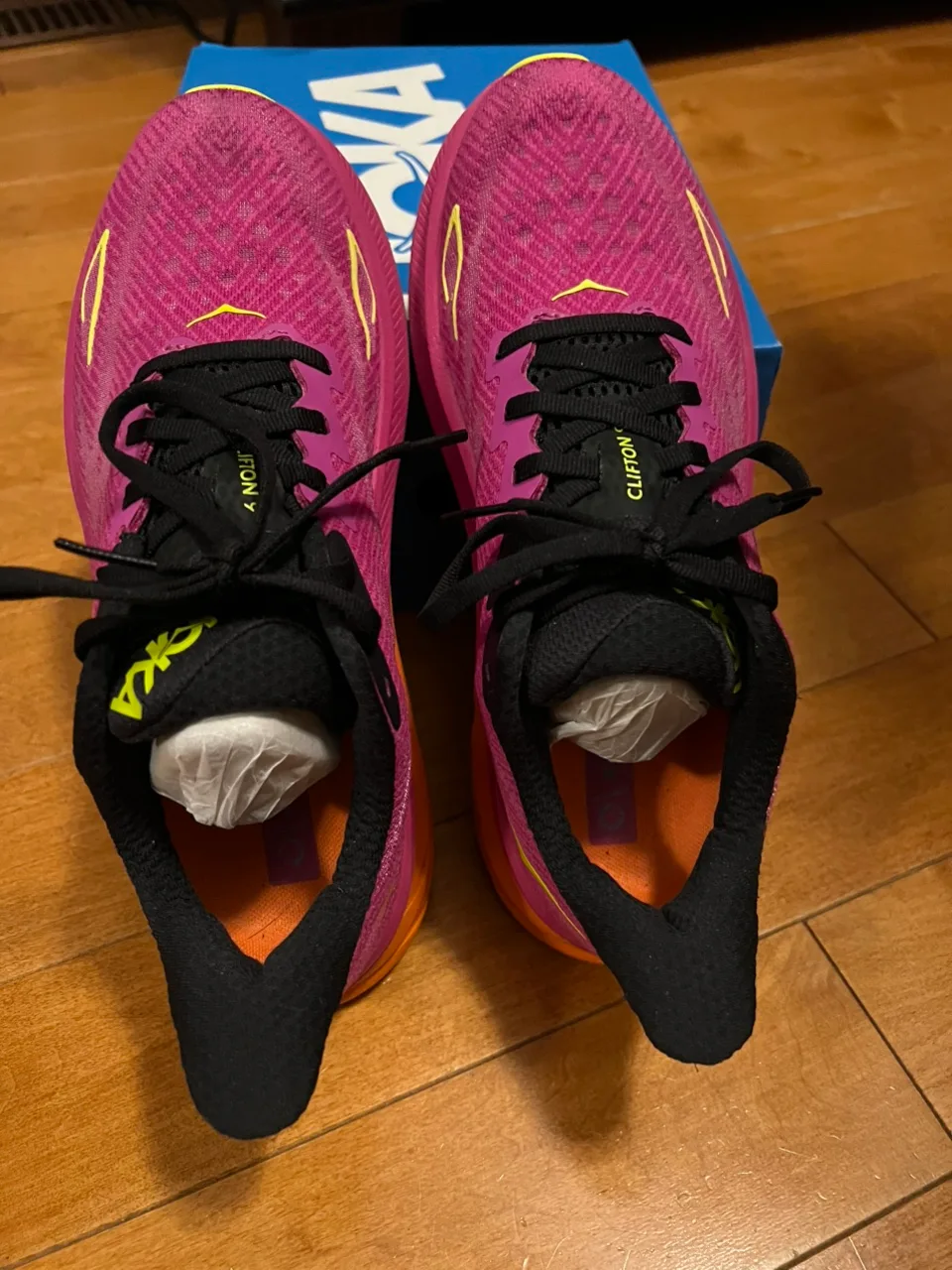 Hoka Clifton 9 Running Shoe image indicator(2)