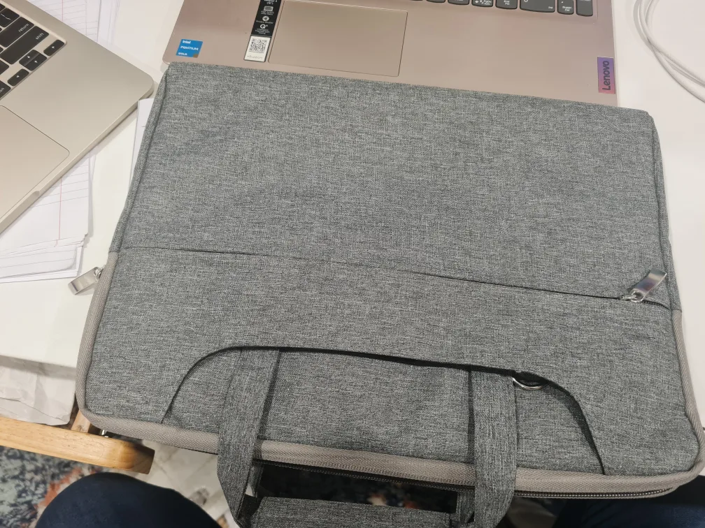 Laptop Case 14.6 Inch image indicator(3)