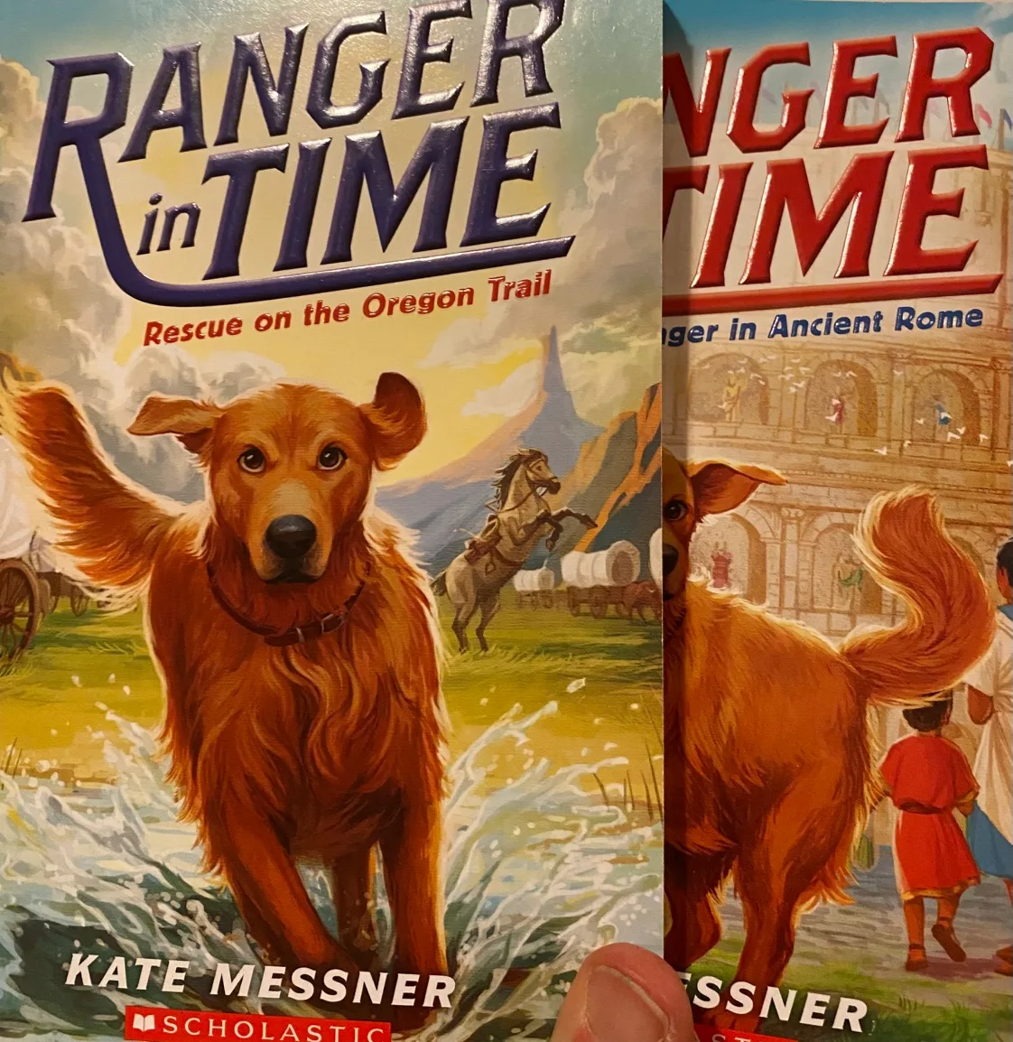 Scholastic Children's Books - Lot of 10 image indicator(3)