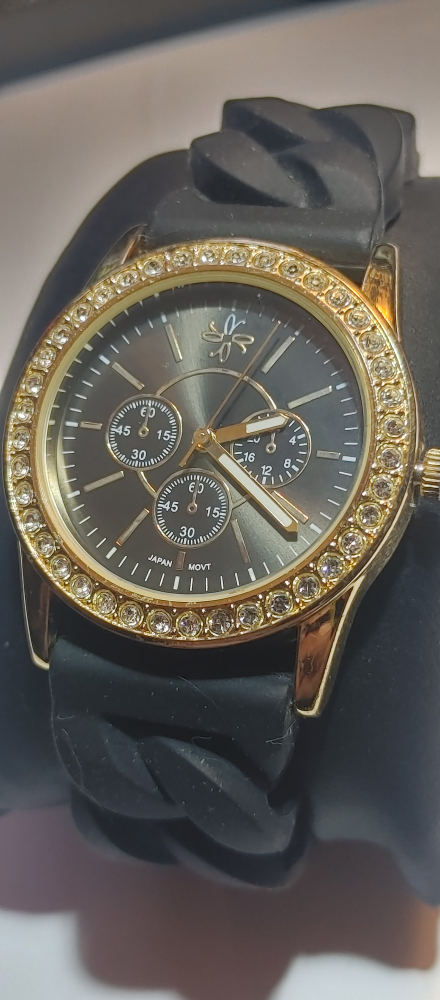 Black and Gold Watch #freecycle