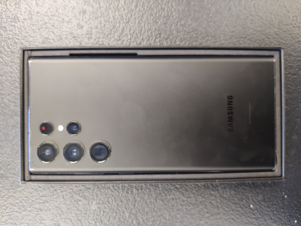 Samsung Galaxy S22 Ultra - photo 3
