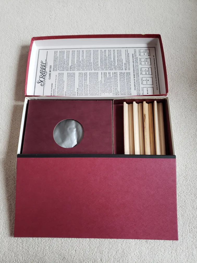 Vintage Scrabble Crossword Game image indicator(2)