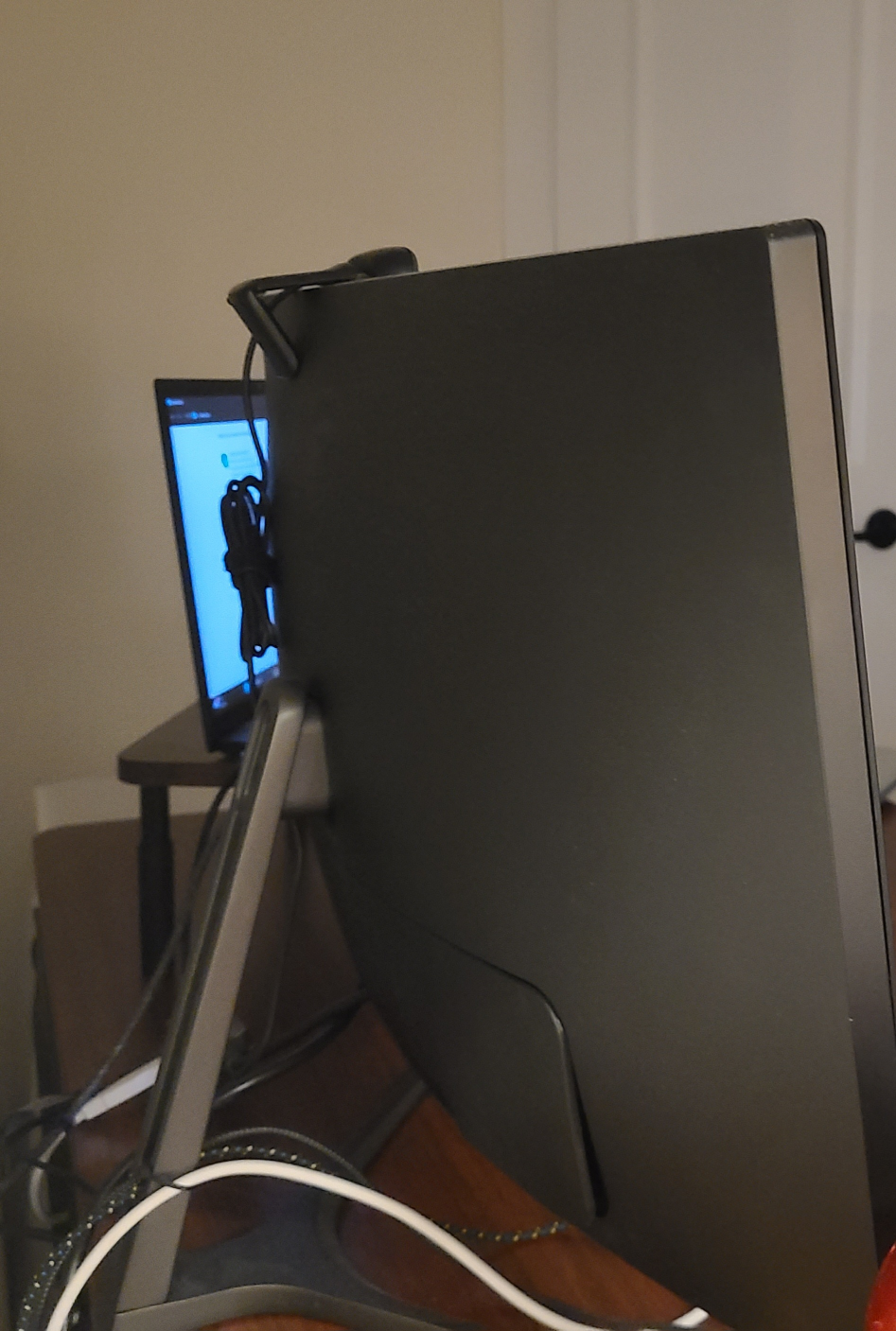 MSI Optix G24 Series Curved Gaming Monitor - photo 3