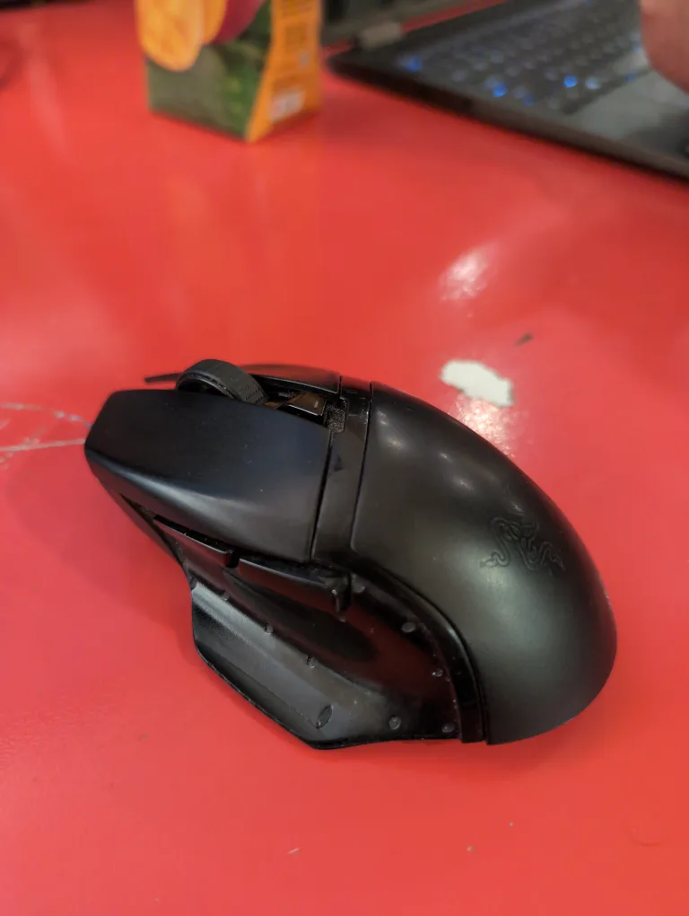 Razer Wireless Gaming Mouse thumbnail