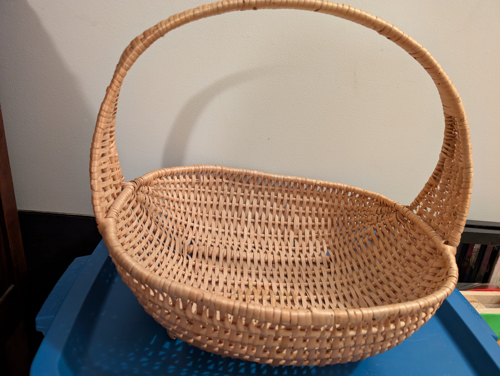Woven basket