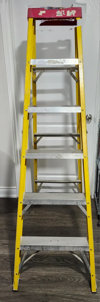 Werner 6-Step Fiberglass Ladder thumbnail