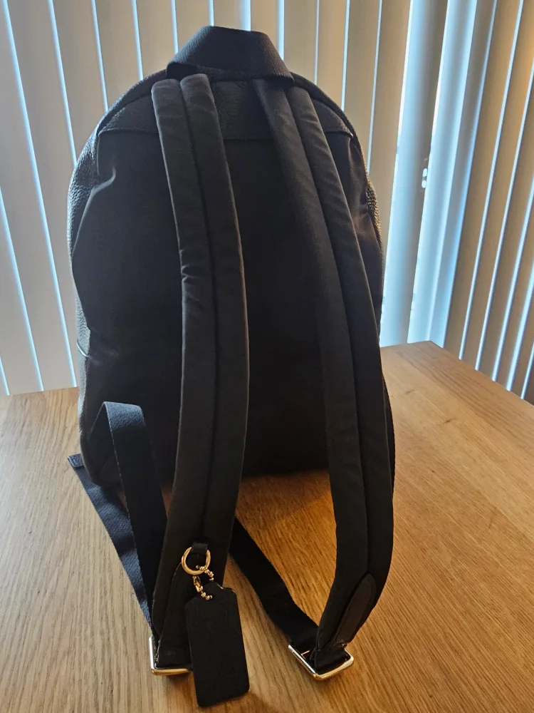 Coach Backpack image indicator(3)