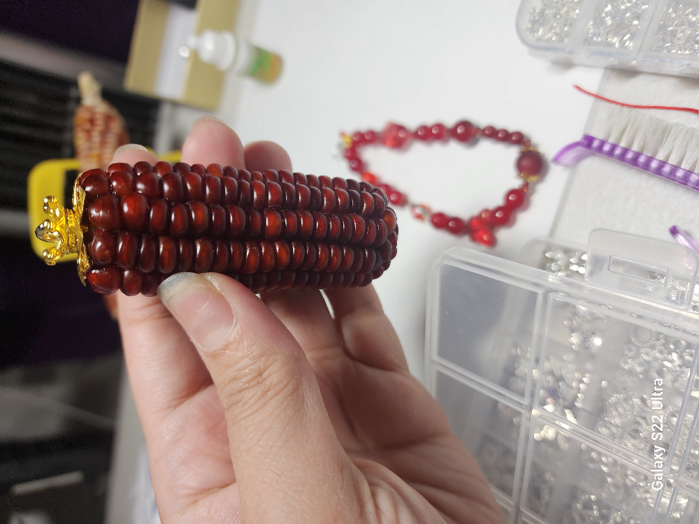 Red Corn Cob with Gold Topper