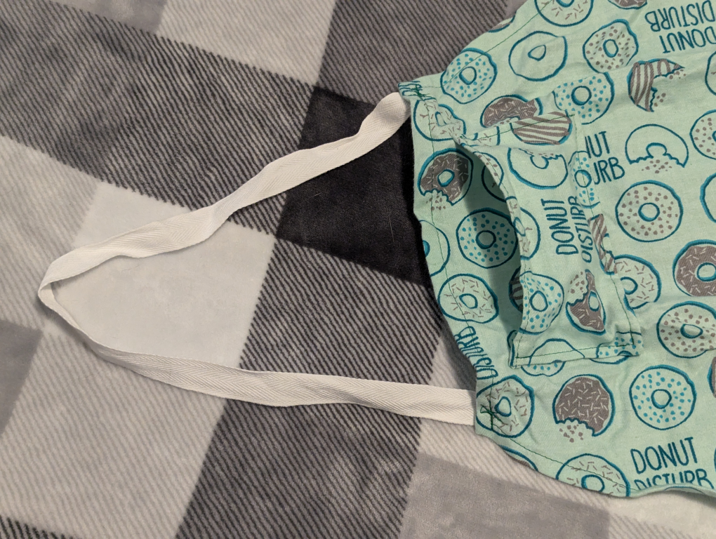 "Donut Disturb" Apron - photo 2