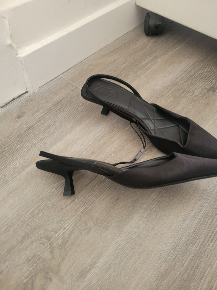 Zara Black Pointed Toe Slingback Heels - photo 2