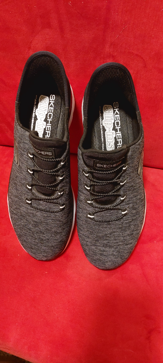 Skechers Slip-Ins - photo 4