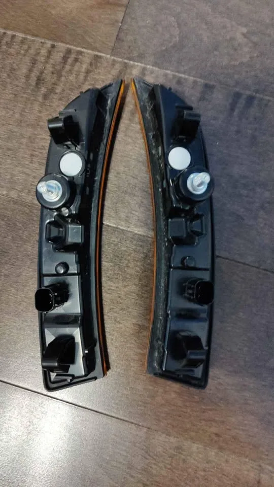 22+ BRZ Genuine OEM Side Markers image indicator(2)