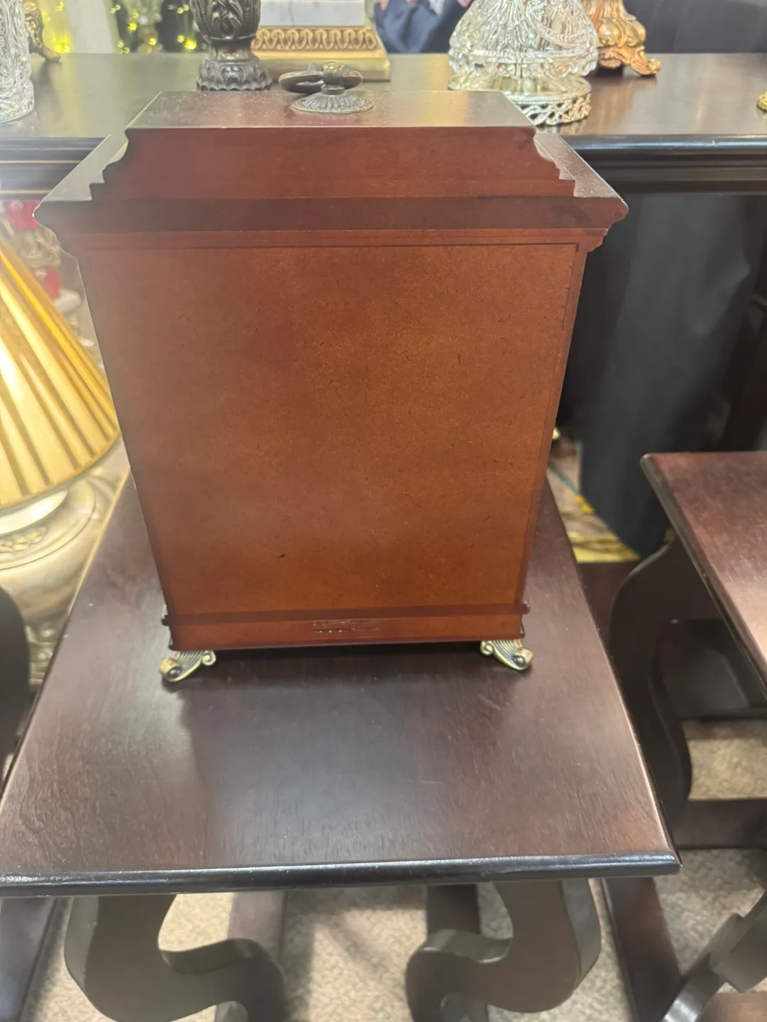 Bombay Company Clock image indicator(3)