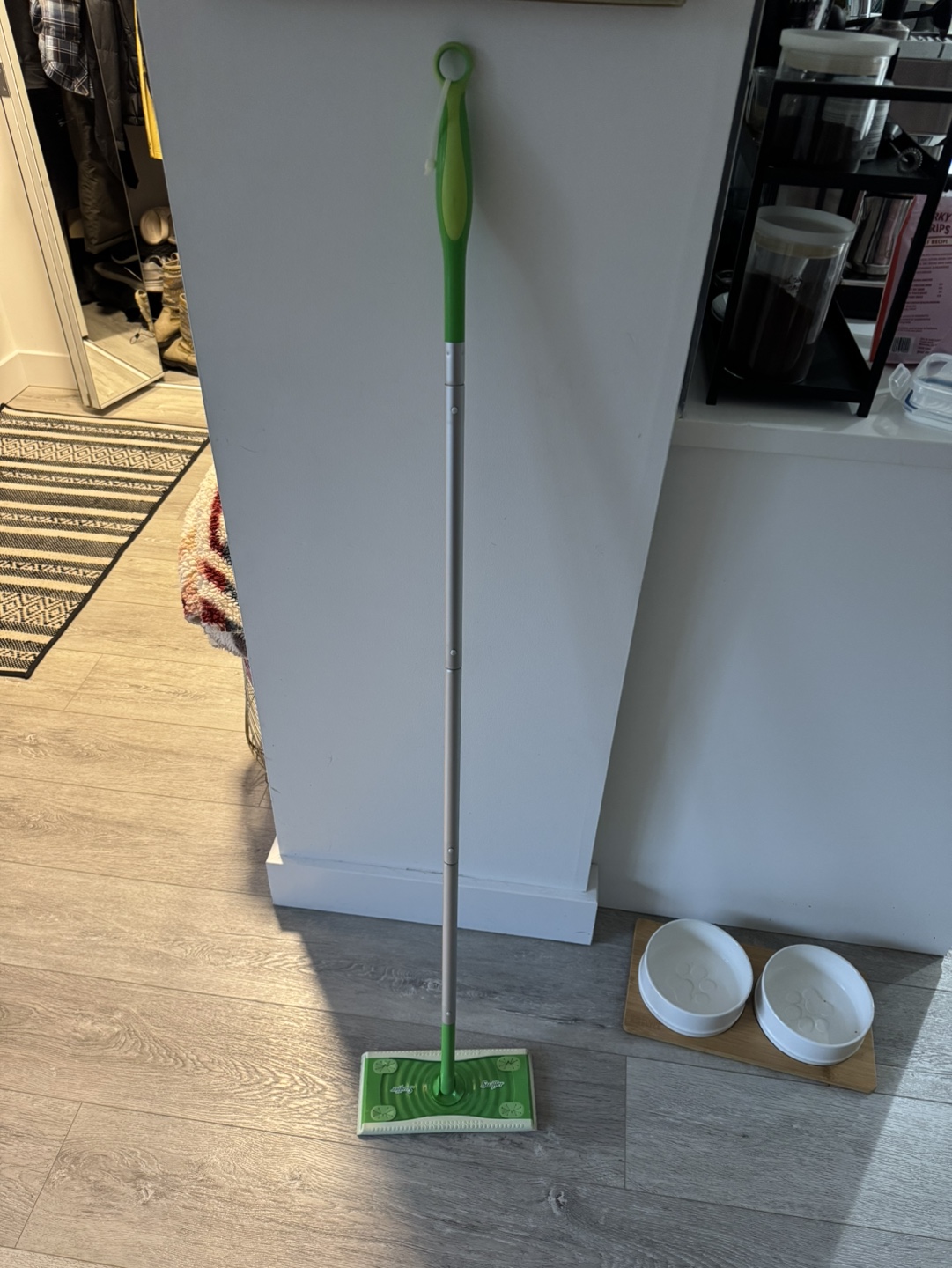 Swiffer Sweeper and Handle