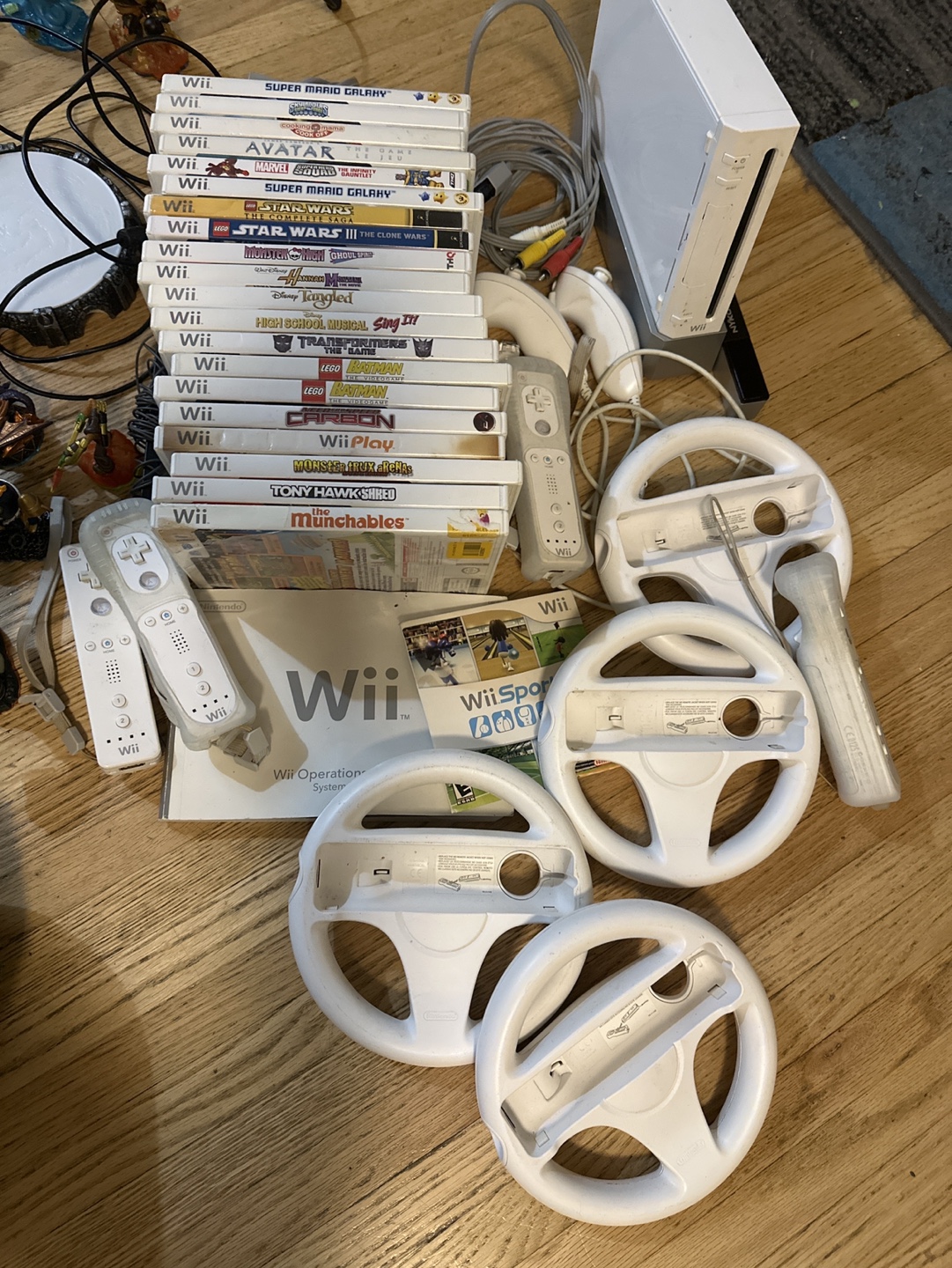 Wii Console Bundle with Games and Accessories