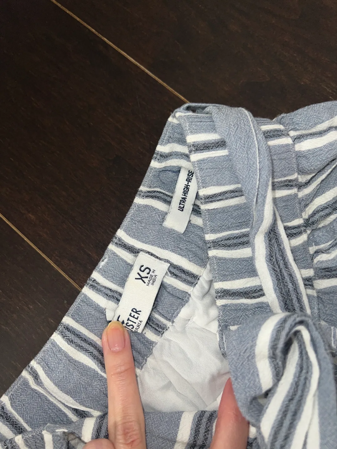 Striped High-Waisted Wide Leg Pants image indicator(3)