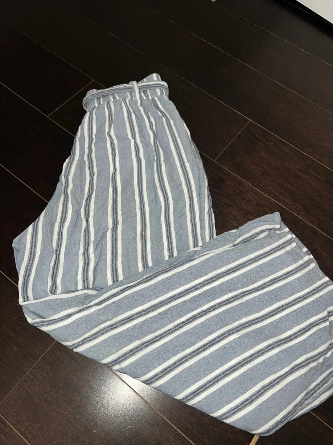 Striped High-Waisted Wide Leg Pants image indicator(4)