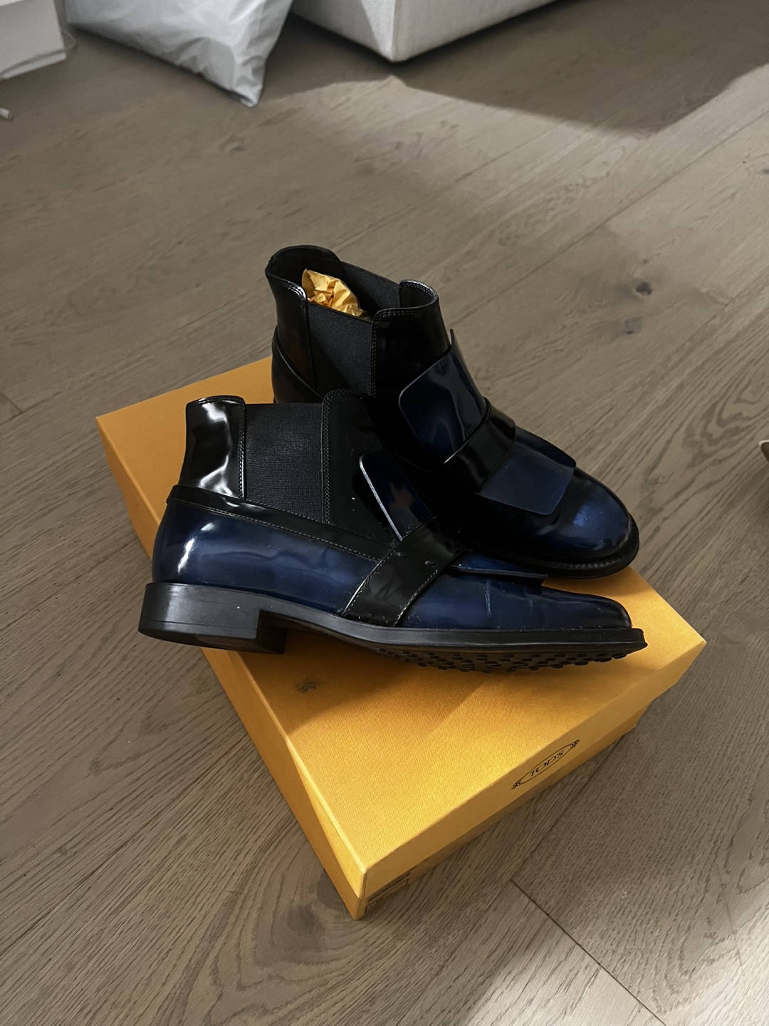 Tod's Patent Leather Ankle Boots - photo 2