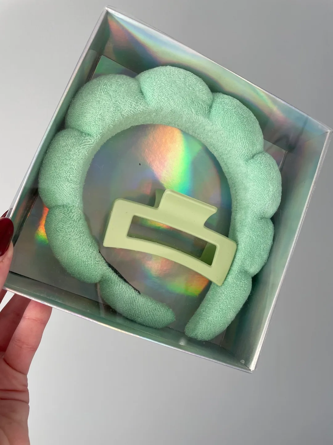 Green Scrunchie & Claw Clip Set thumbnail