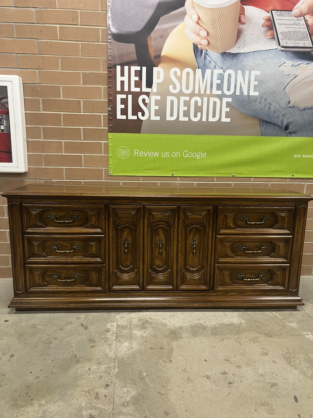 Thomasville Wood Dresser with Mirrors - photo 2