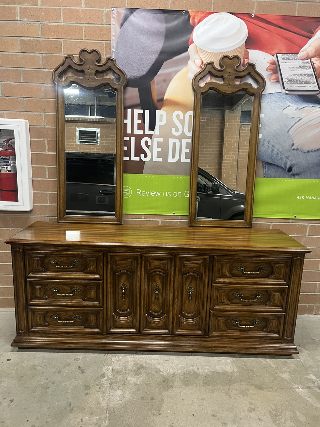Thomasville Wood Dresser with Mirrors