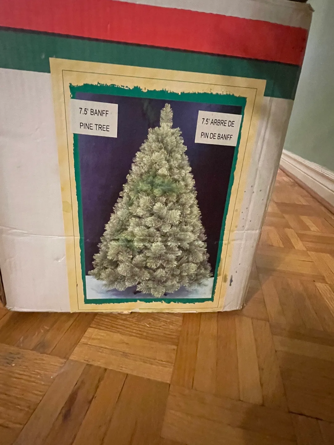 7.5 ft Christmas Tree image indicator(2)
