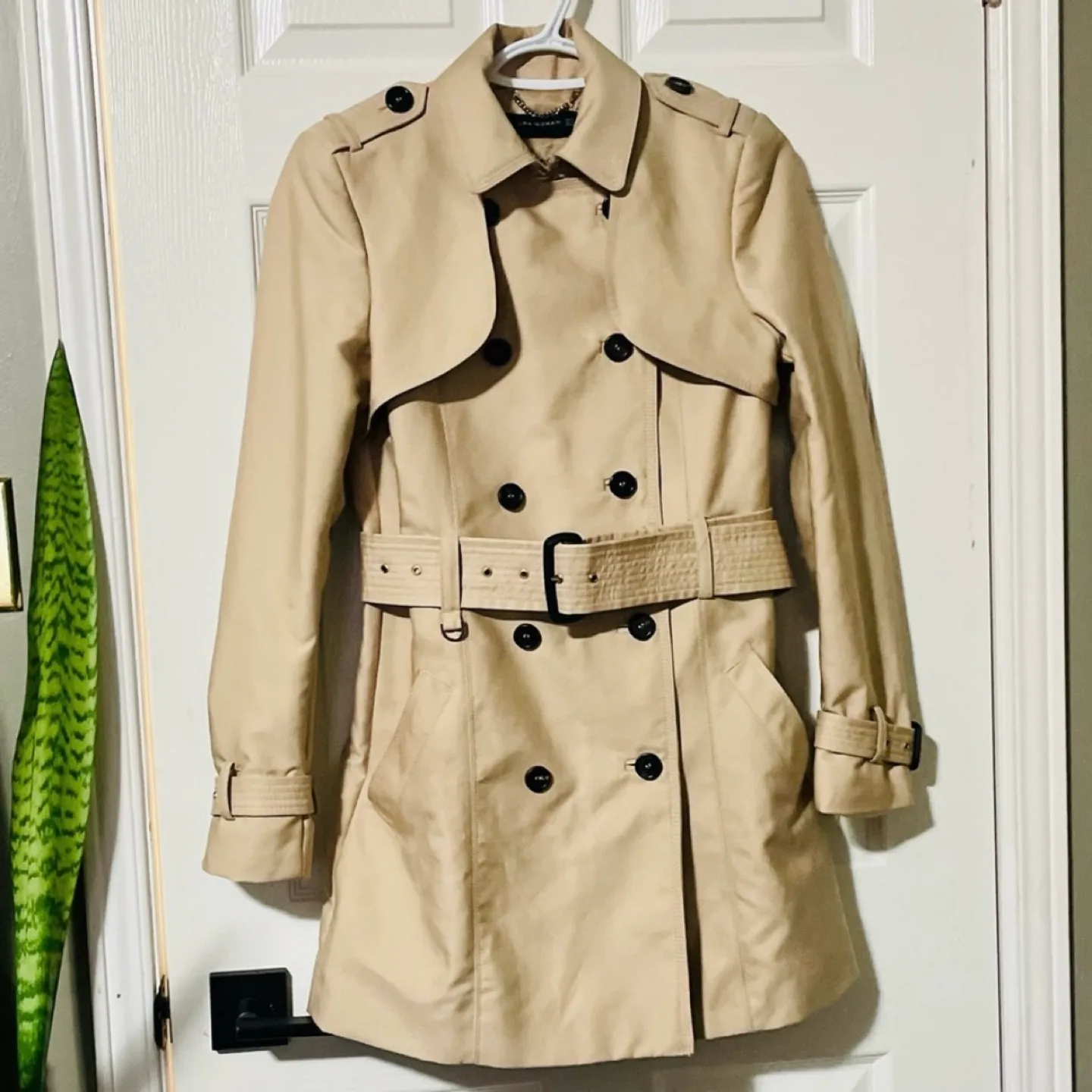 Zara Beautiful Double Breasted Water Repellent Trench Coat image indicator(2)